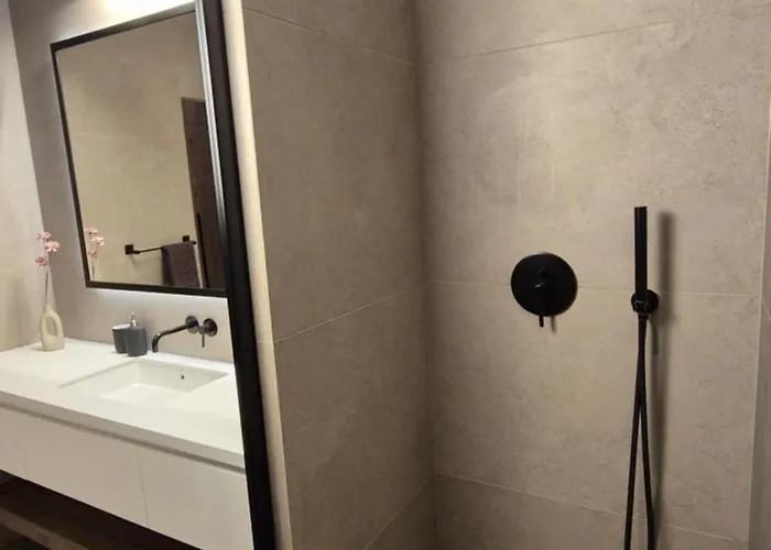 公寓 Luxurious Vanilla Apartment, Self Check-in 24h, Free Parking, Air-conditioning *