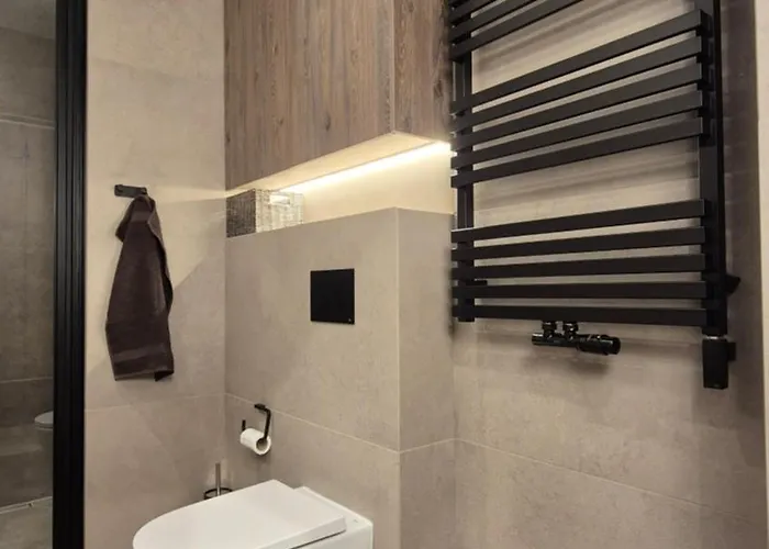 公寓 Luxurious Vanilla Apartment, Self Check-in 24h, Free Parking, Air-conditioning 波兹南