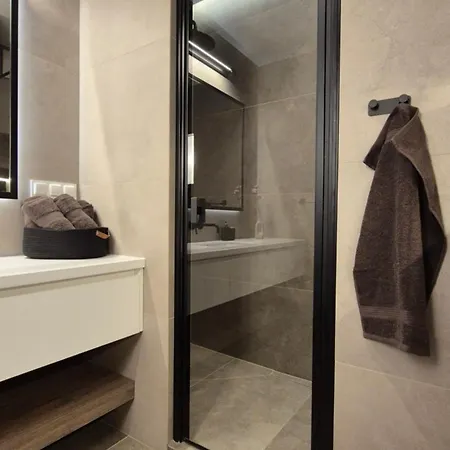 公寓 Luxurious Vanilla Apartment, Self Check-in 24h, Free Parking, Air-conditioning *