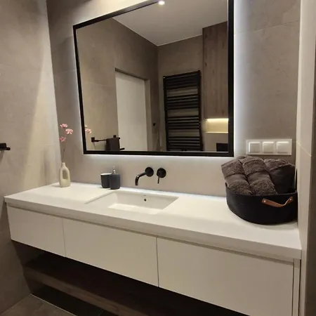 公寓 Luxurious Vanilla Apartment, Self Check-in 24h, Free Parking, Air-conditioning