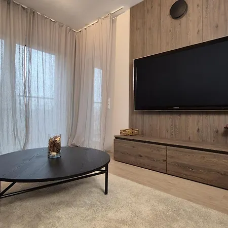 Luxurious Vanilla Apartment, Self Check-in 24h, Free Parking, Air-conditioning Poznań