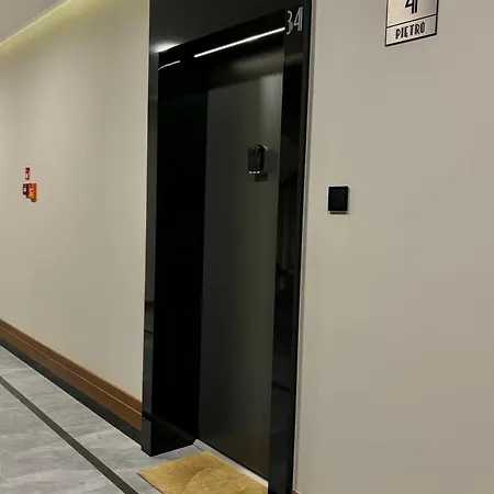 Luxurious Vanilla Apartment, Self Check-in 24h, Free Parking, Air-conditioning Poznań