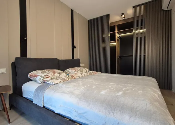 Luxurious Vanilla Apartment, Self Check-in 24h, Free Parking, Air-conditioning